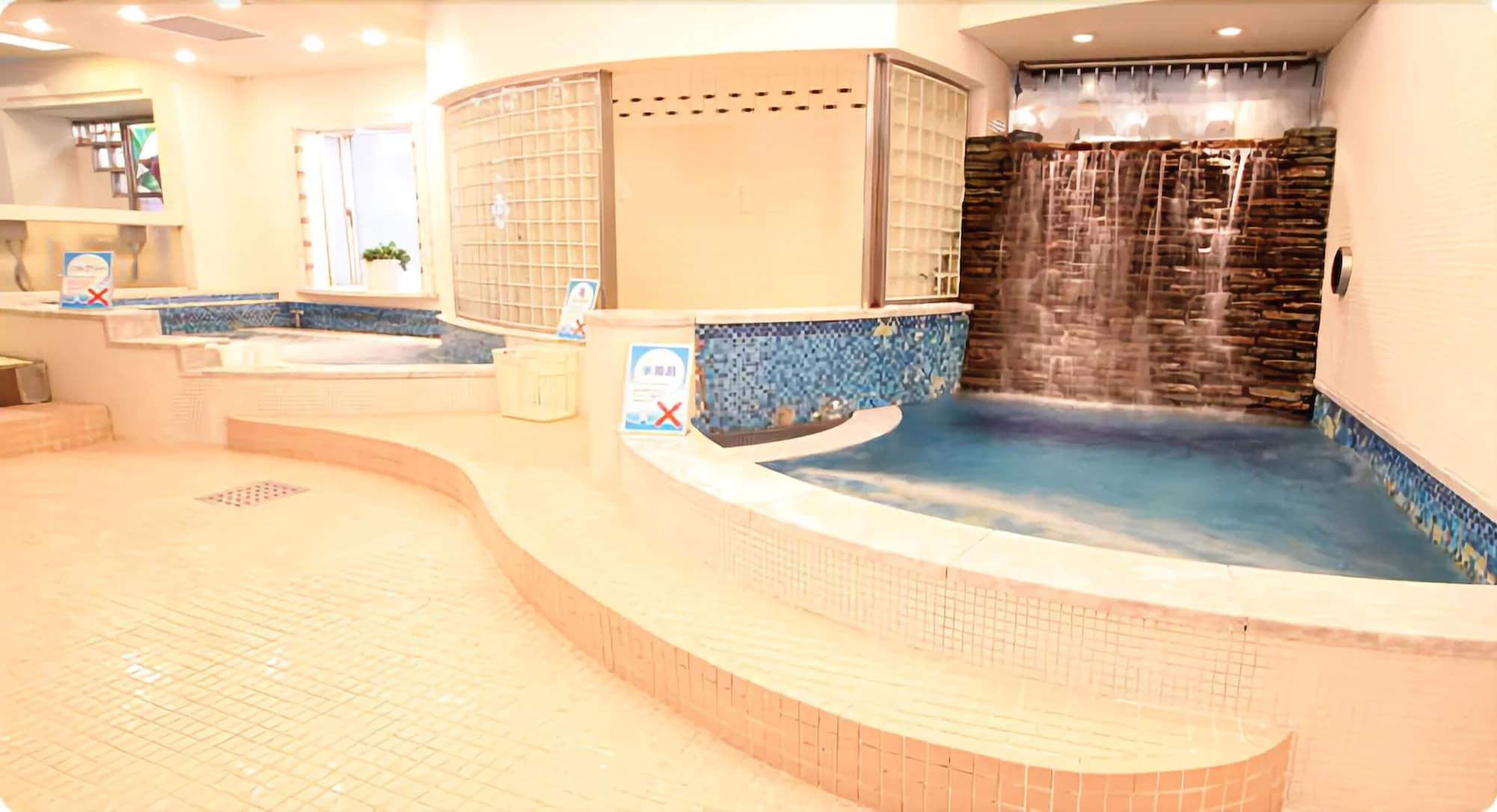 Capsule Inn Osaka - Caters To Men Екстериор снимка