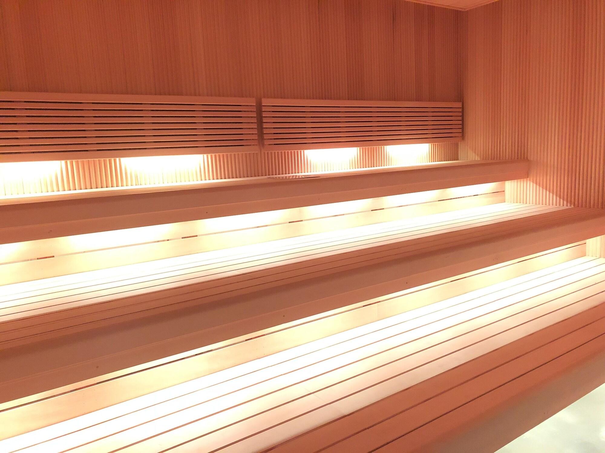 Capsule Inn Osaka - Caters To Men Екстериор снимка