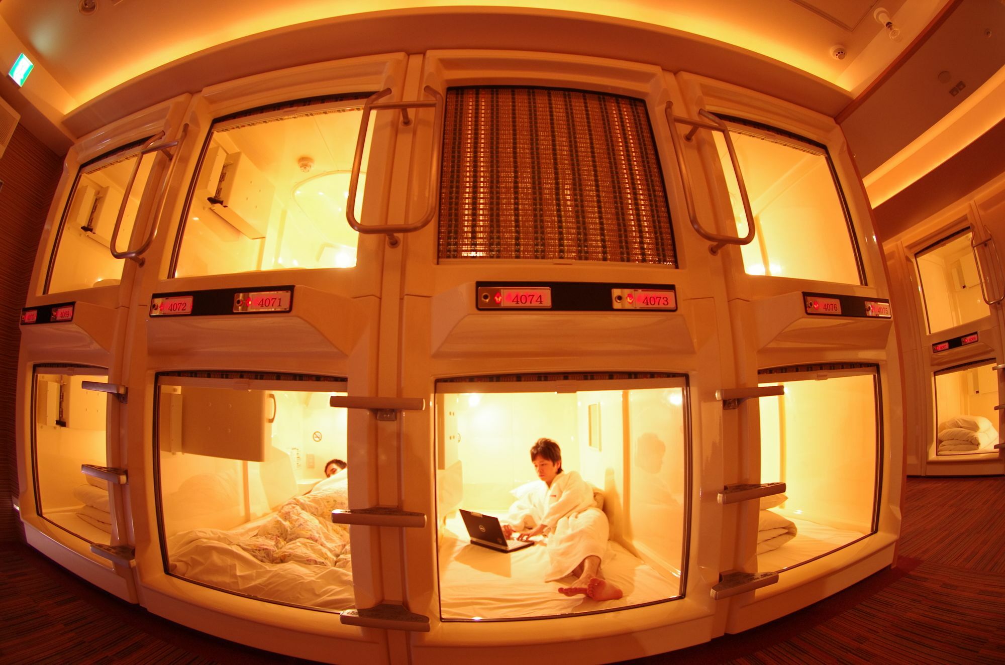 Capsule Inn Osaka - Caters To Men Екстериор снимка