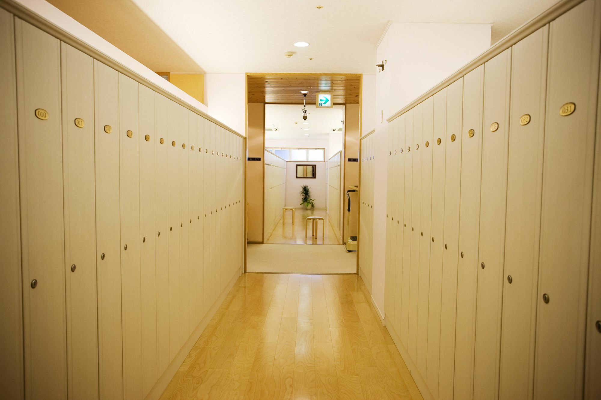 Capsule Inn Osaka - Caters To Men Екстериор снимка